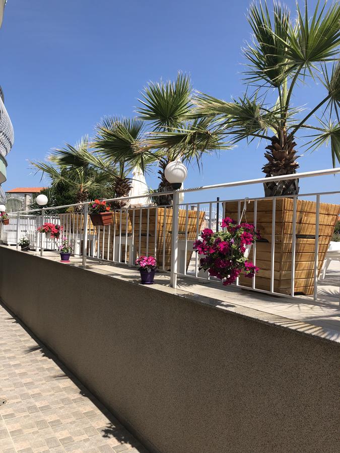 Gardenia Vacation Settlement Aparthotel Sozopol Exterior photo