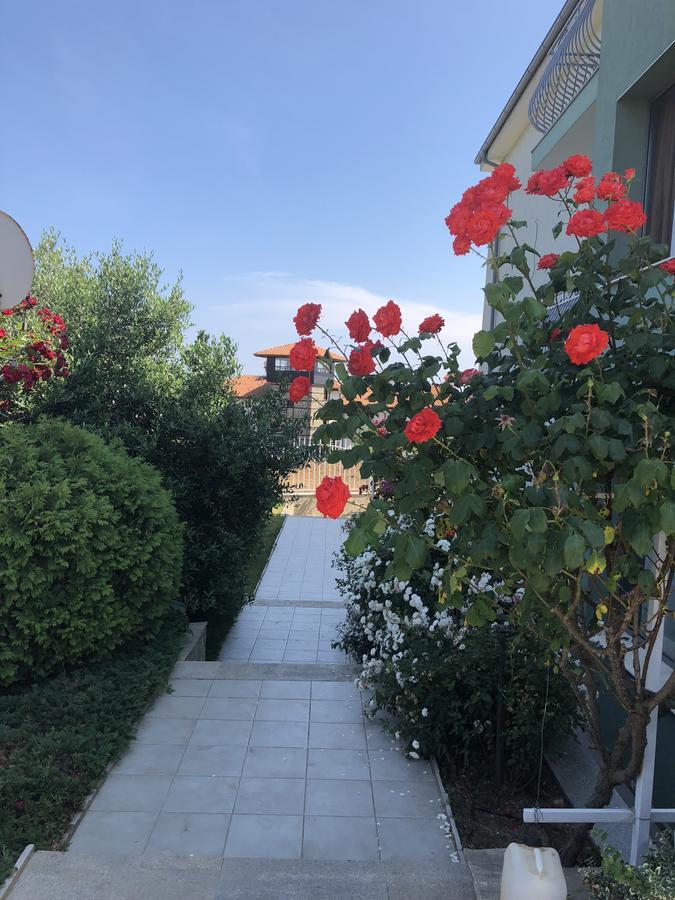 Gardenia Vacation Settlement Aparthotel Sozopol Exterior photo