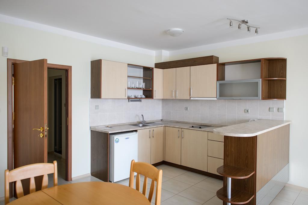 Gardenia Vacation Settlement Aparthotel Sozopol Room photo
